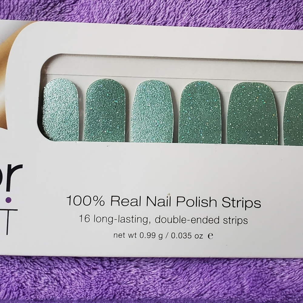 Colorstreet Mint To Be nail strips